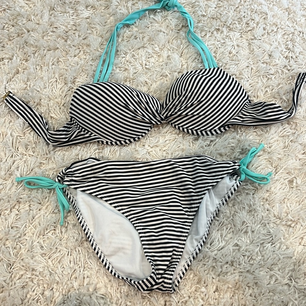 Women’s pinstripe bikini with aqua colored straps